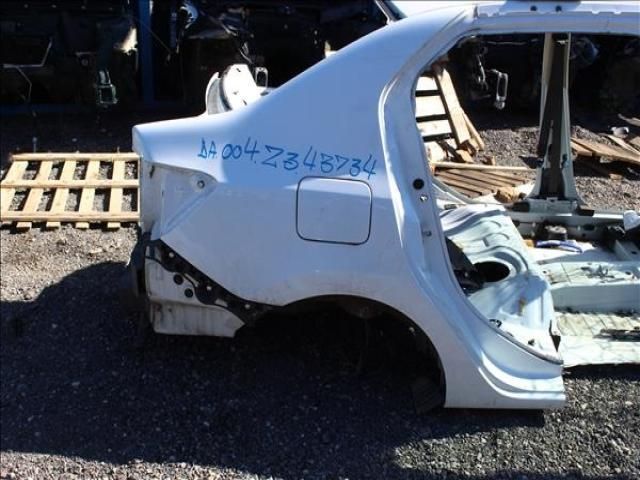 bontott DACIA LOGAN Jobb hátsó Sárvédő