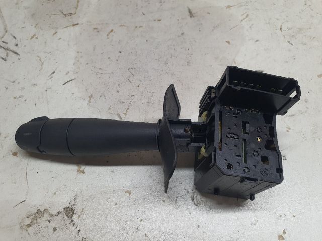 bontott DACIA LOGAN Jobb Kormánykapcsoló Ablaktörlő