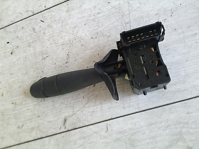 bontott DACIA LOGAN Jobb Kormánykapcsoló Ablaktörlő