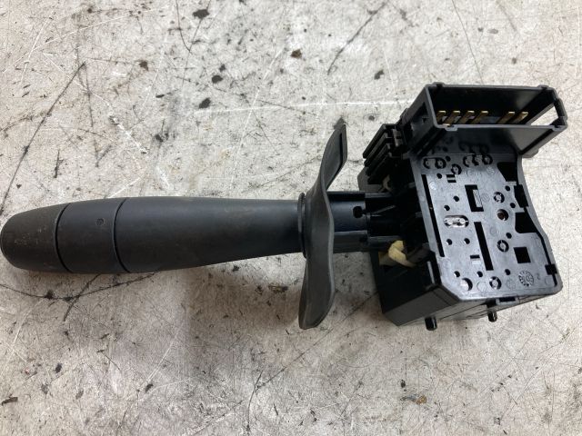 bontott DACIA LOGAN Jobb Kormánykapcsoló Ablaktörlő