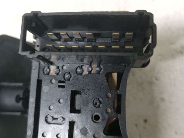 bontott DACIA LOGAN Jobb Kormánykapcsoló Ablaktörlő