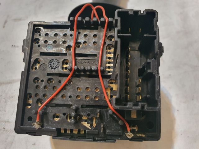 bontott DACIA LOGAN Jobb Kormánykapcsoló Ablaktörlő