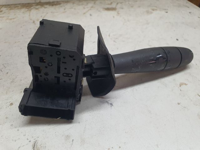 bontott DACIA LOGAN Jobb Kormánykapcsoló Ablaktörlő