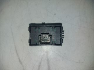 bontott DACIA LOGAN Kapcsoló (Magában)