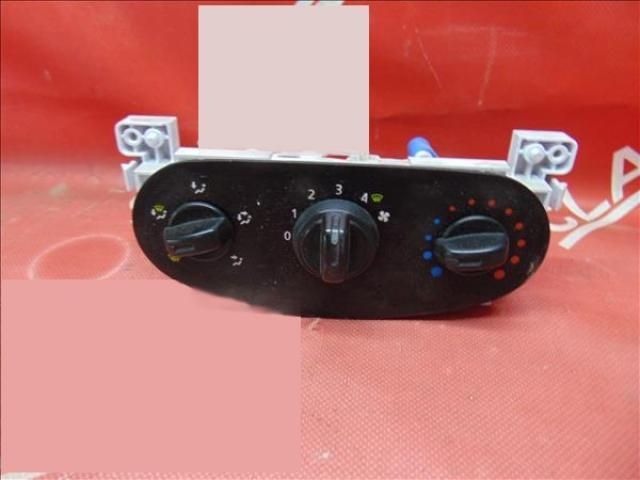 bontott DACIA LOGAN Klíma Kapcsoló