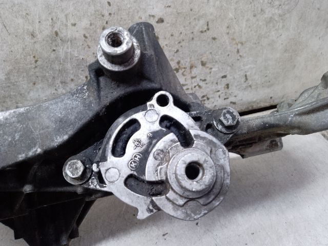 bontott DACIA LOGAN Klímakompresszor Tartó Bak