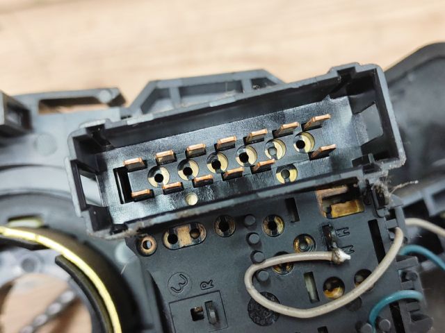 bontott DACIA LOGAN Komplett Kormánykapcsoló (Bajuszkapcsoló)