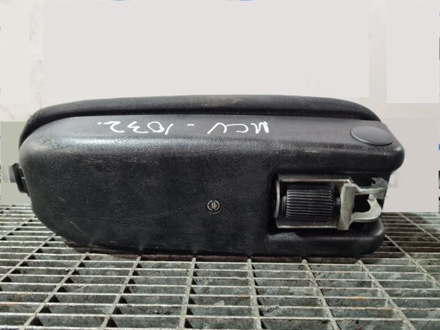 bontott DACIA LOGAN Könyöklő