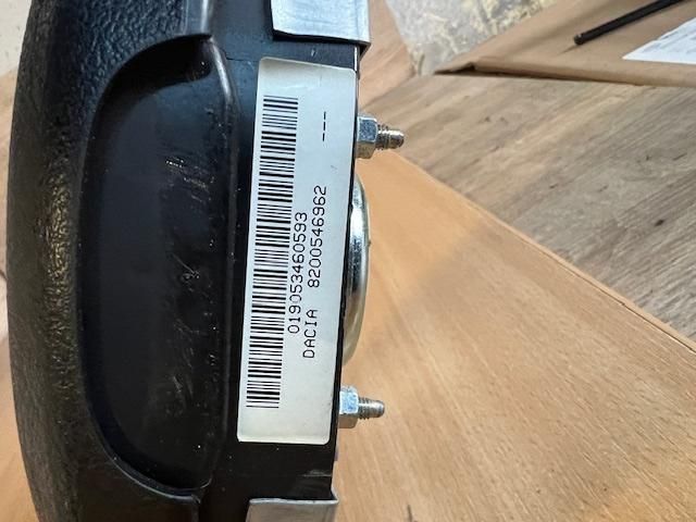 bontott DACIA LOGAN Kormánylégzsák