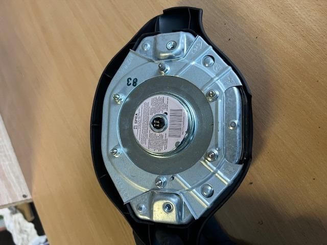 bontott DACIA LOGAN Kormánylégzsák