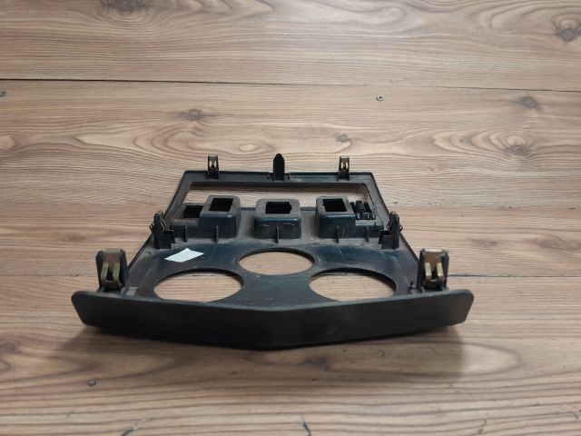 bontott DACIA LOGAN Középkonzol Keret