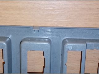 bontott DACIA LOGAN Középkonzol Keret