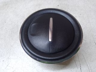 bontott DACIA LOGAN Középső Bal Szellőző