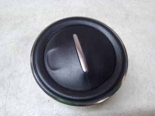 bontott DACIA LOGAN Középső Bal Szellőző