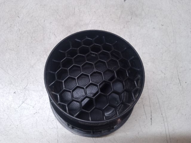 bontott DACIA LOGAN Középső Jobb Szellőző