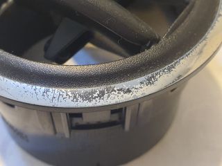 bontott DACIA LOGAN Középső Szellőző