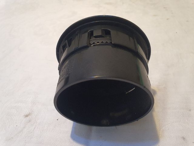 bontott DACIA LOGAN Középső Szellőző