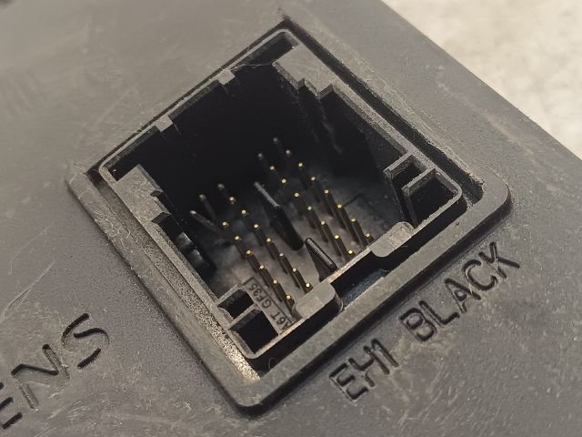 bontott DACIA LOGAN Központizár Elektronika