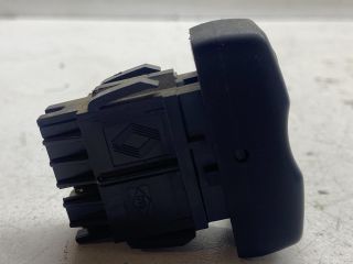 bontott DACIA LOGAN Központizár Kapcsoló