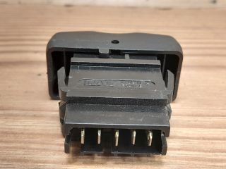 bontott DACIA LOGAN Központizár Kapcsoló