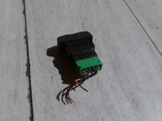 bontott DACIA LOGAN Központizár Kapcsoló