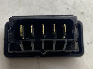 bontott DACIA LOGAN Központizár Kapcsoló