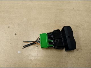 bontott DACIA LOGAN Központizár Kapcsoló