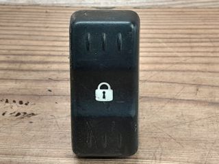 bontott DACIA LOGAN Központizár Kapcsoló