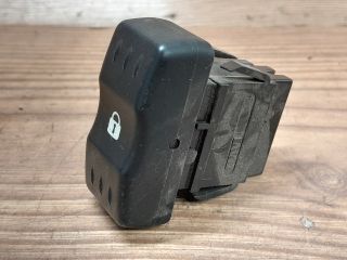 bontott DACIA LOGAN Központizár Kapcsoló