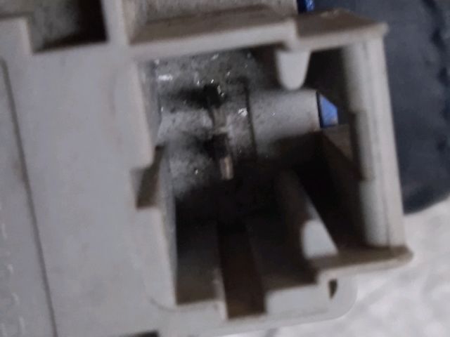 bontott DACIA LOGAN Kuplung Pedál Kapcsoló