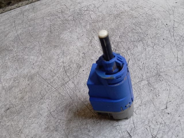 bontott DACIA LOGAN Kuplung Pedál Kapcsoló