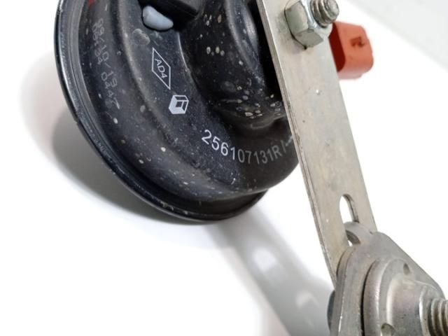 bontott DACIA LOGAN Kürt