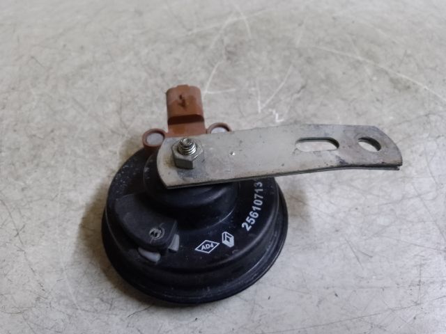 bontott DACIA LOGAN Kürt