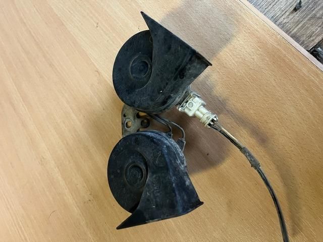 bontott DACIA LOGAN Kürt