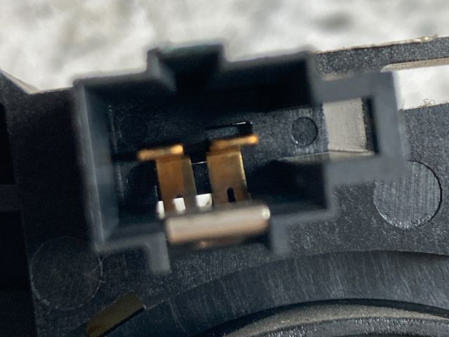 bontott DACIA LOGAN Légzsák Átvezető Szalagkábel