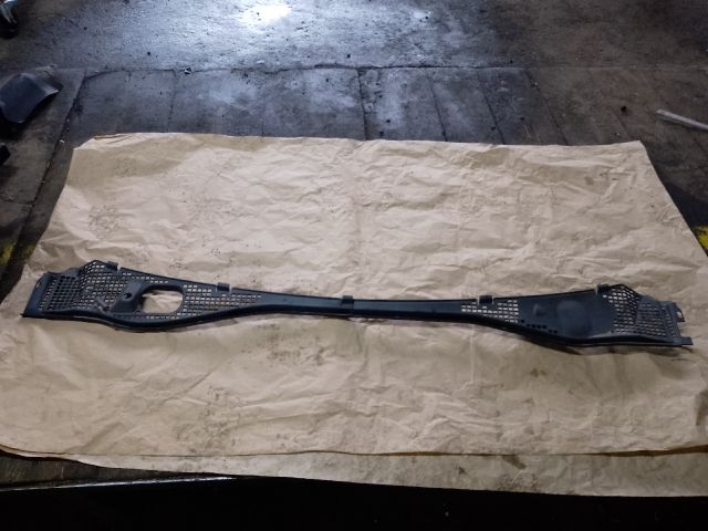 bontott DACIA LOGAN Levélrács