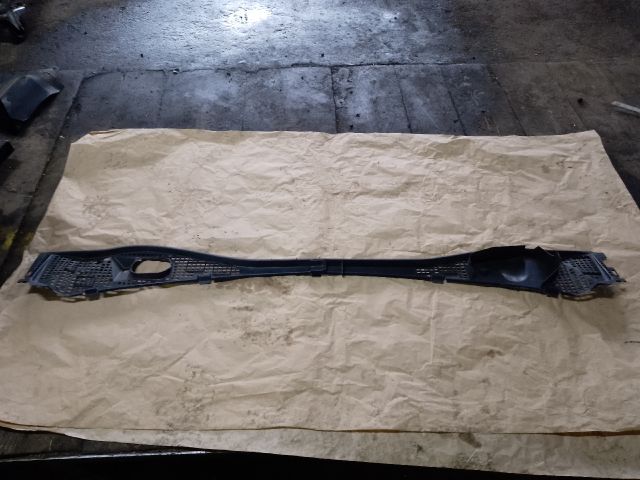 bontott DACIA LOGAN Levélrács