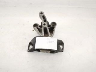 bontott DACIA LOGAN Motor Tartó Bak Jobb