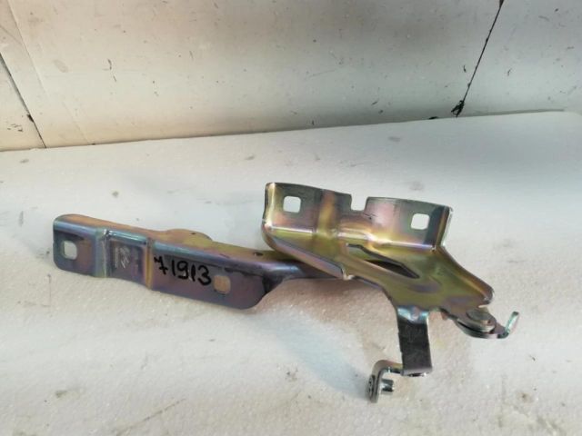 bontott DACIA LOGAN Motorháztető Jobb Zsanér