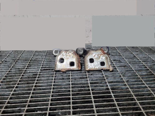 bontott DACIA LOGAN Motorháztető Zsanér Pár