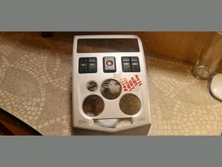 bontott DACIA LOGAN Multifunkciós Kijelző Keret