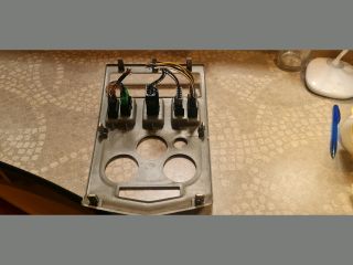 bontott DACIA LOGAN Multifunkciós Kijelző Keret