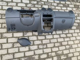 bontott DACIA LOGAN Műszerfal Héj