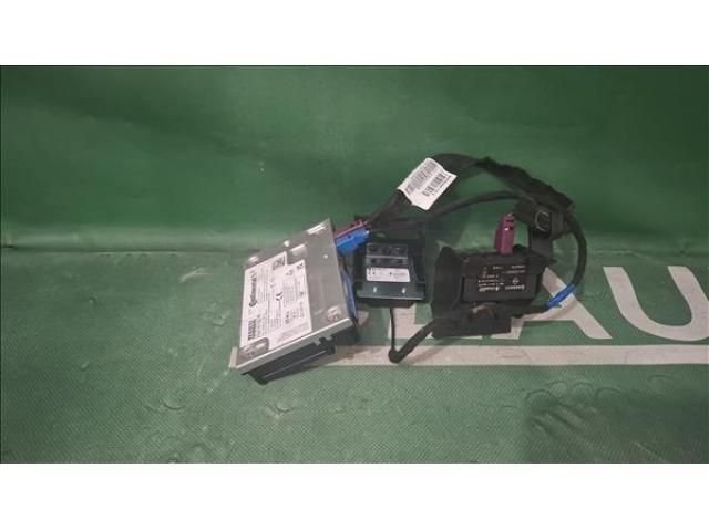 bontott DACIA LOGAN Navigáció Elektronika