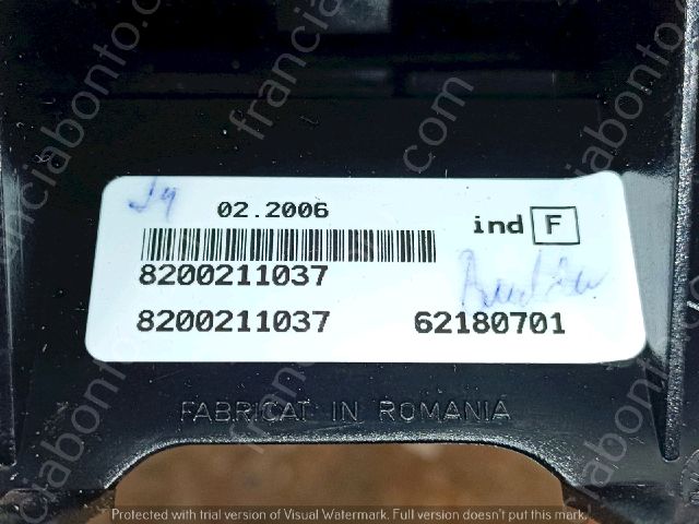 bontott DACIA LOGAN Pótféklámpa