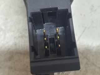 bontott DACIA LOGAN Rádió / CD Kapcsoló