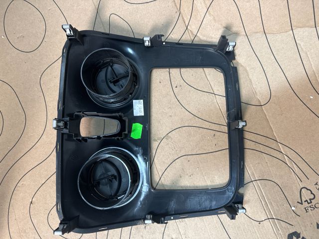 bontott DACIA LOGAN Rádió / CD Keret