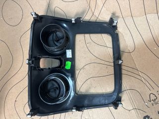 bontott DACIA LOGAN Rádió / CD Keret