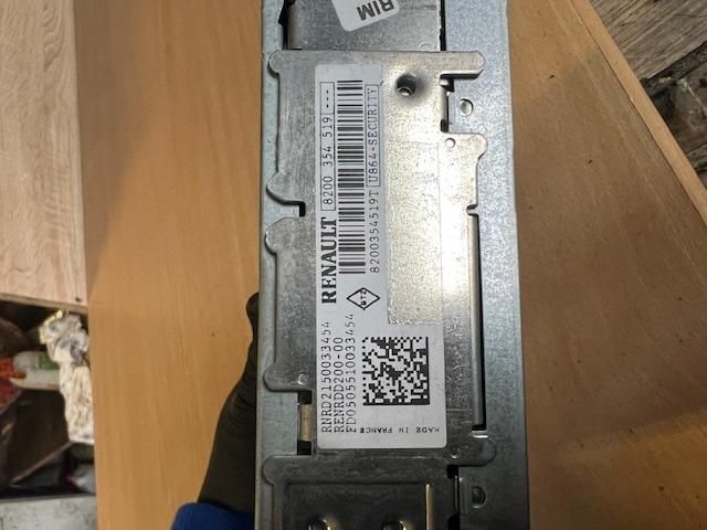 bontott DACIA LOGAN Rádió / CD