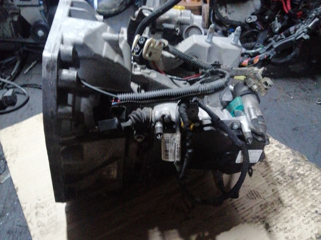 bontott DACIA LOGAN Automata Váltó